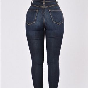 Fashion nova jeans 👅